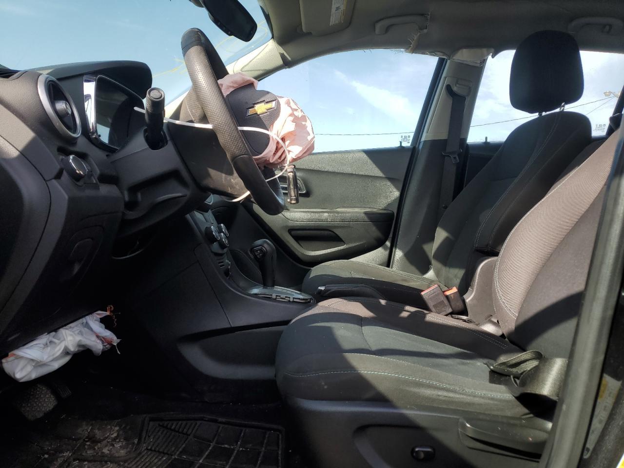 2015 CHEVROLET TRAX LS - Image 7