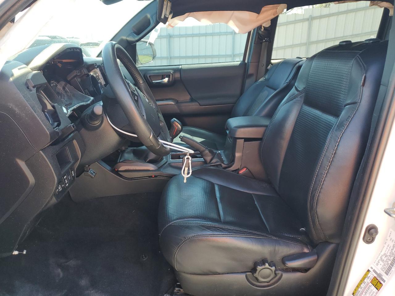 2019 TOYOTA TACOMA DOU - Image 7