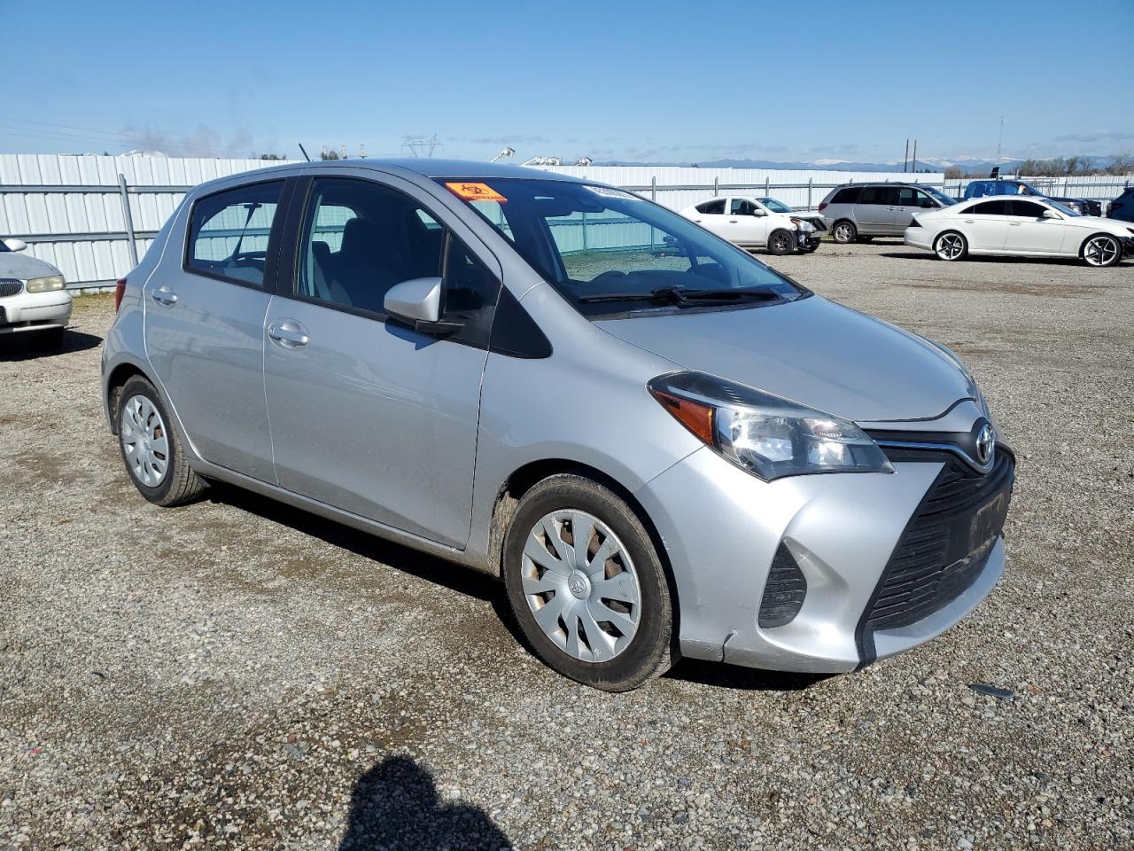 2017 TOYOTA YARIS L - Фото 4