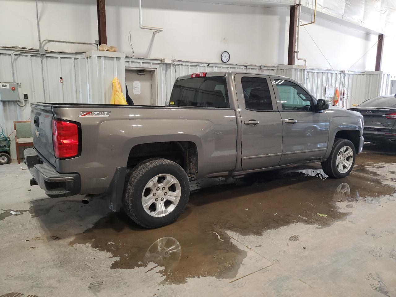 2017 CHEVROLET SILVERADO - Image 3