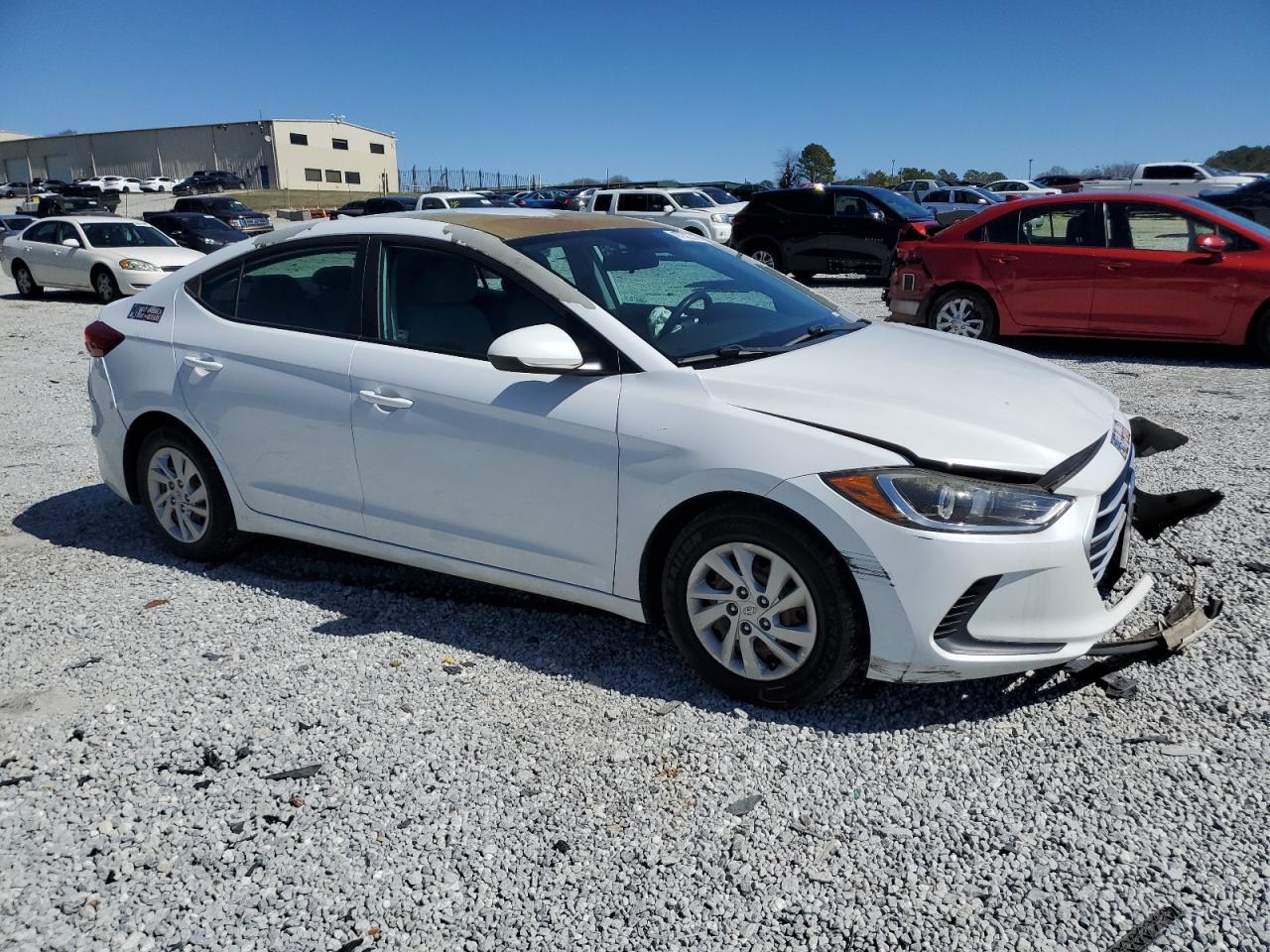 2017 HYUNDAI ELANTRA SE - Image 4