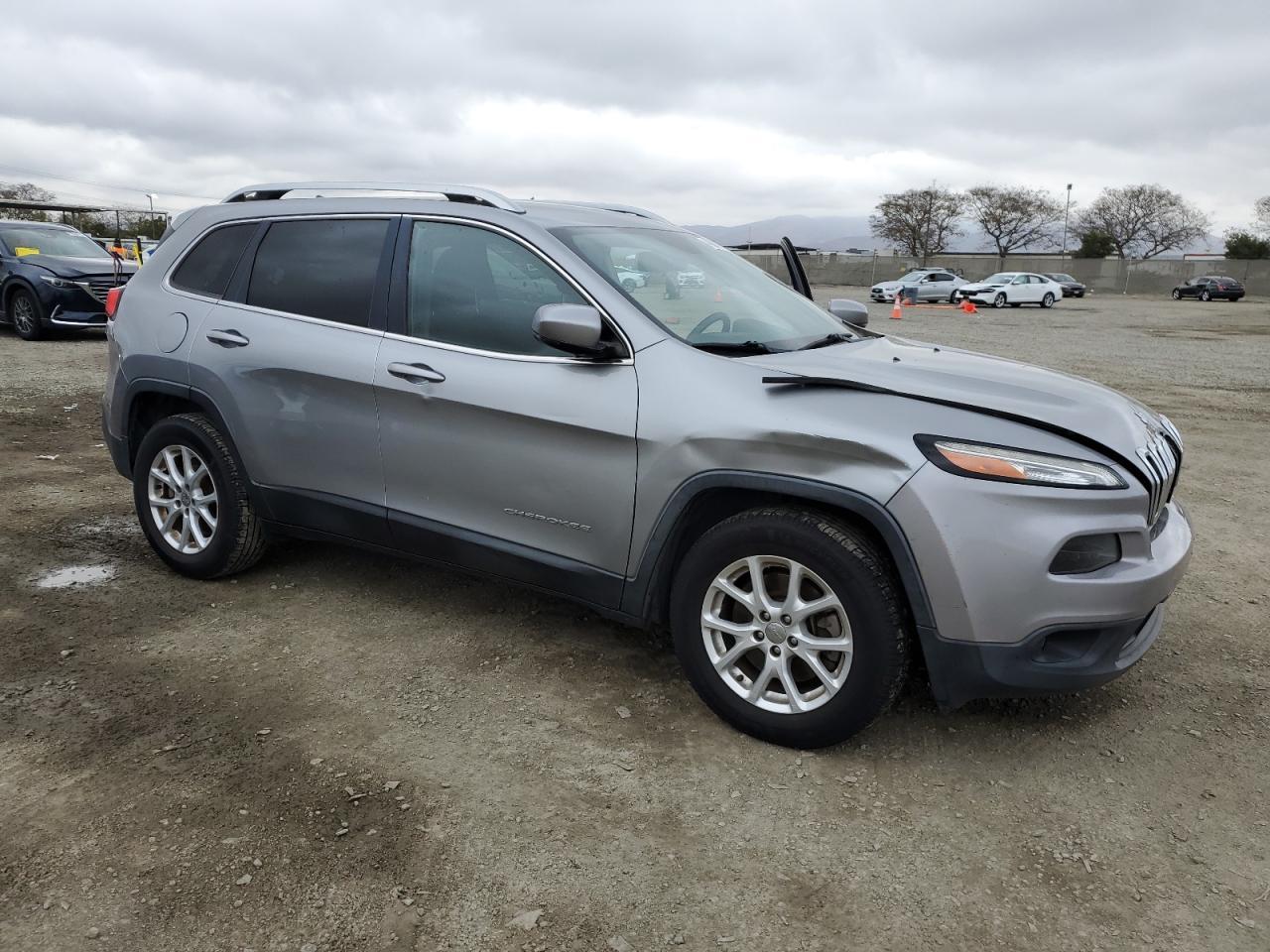 2016 JEEP CHEROKEE L - Image 4
