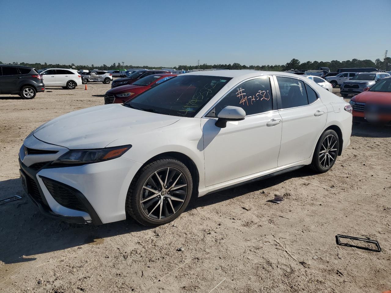 2021 TOYOTA CAMRY SE