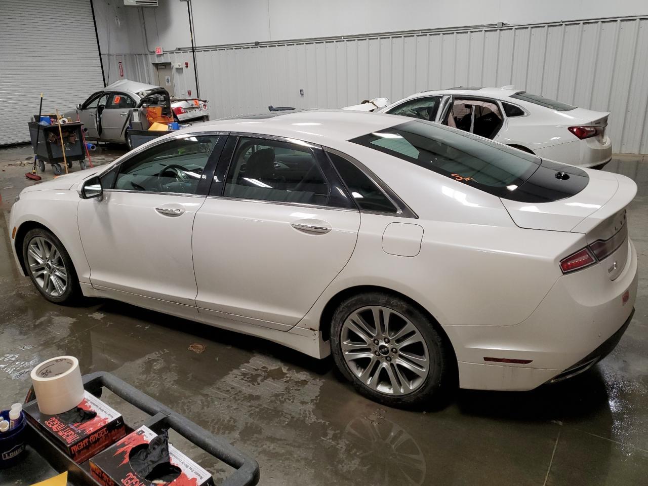 2014 LINCOLN MKZ - Image 2