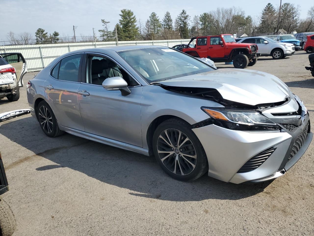 2020 TOYOTA CAMRY SE - Image 4