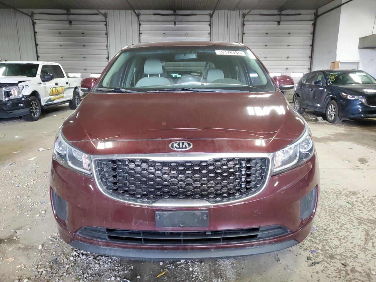2016 KIA SEDONA LX - Image 5