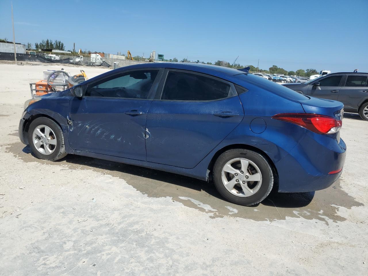 2015 HYUNDAI ELANTRA SE - Фото 2
