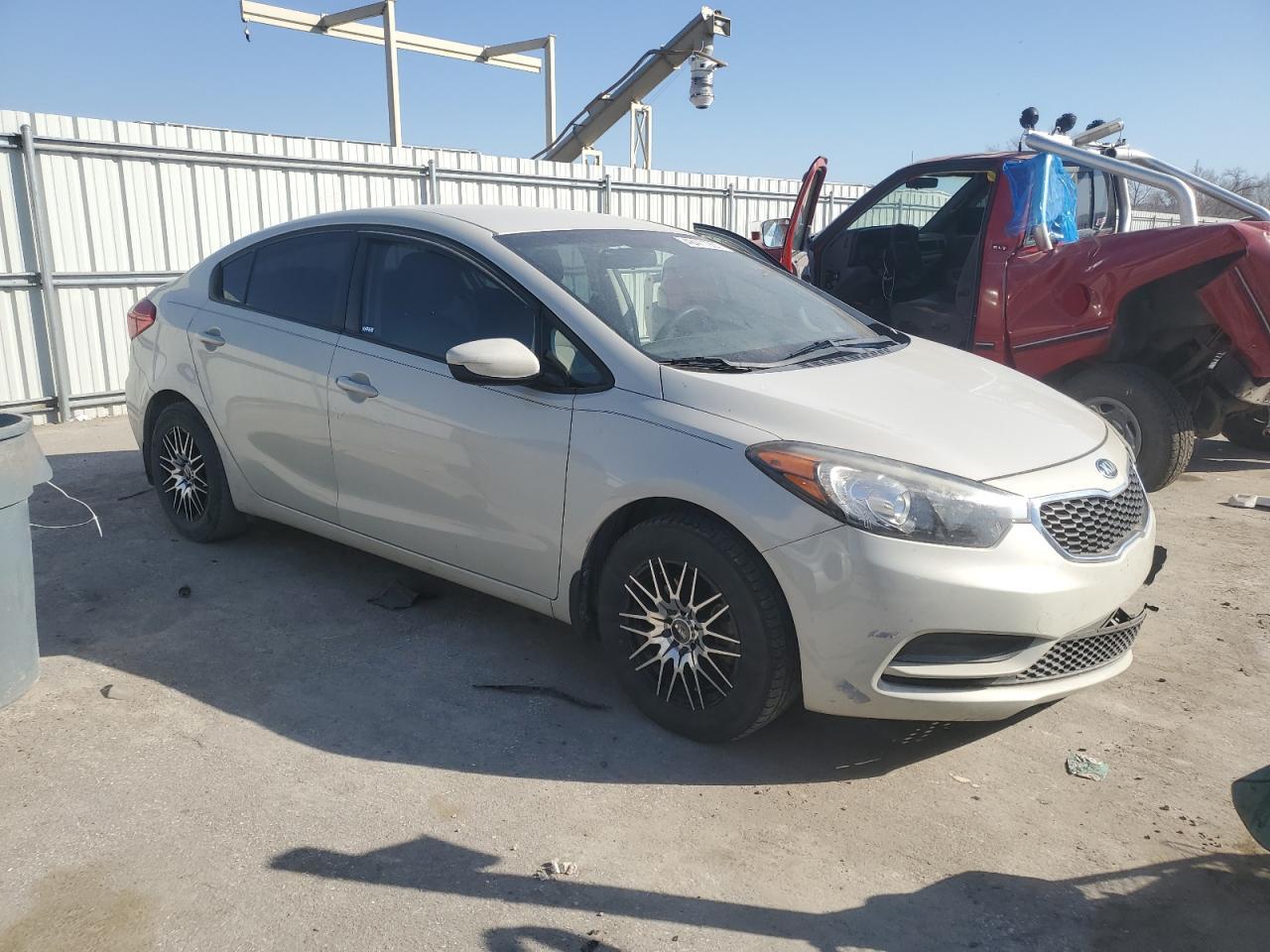 2015 KIA FORTE LX - Фото 4