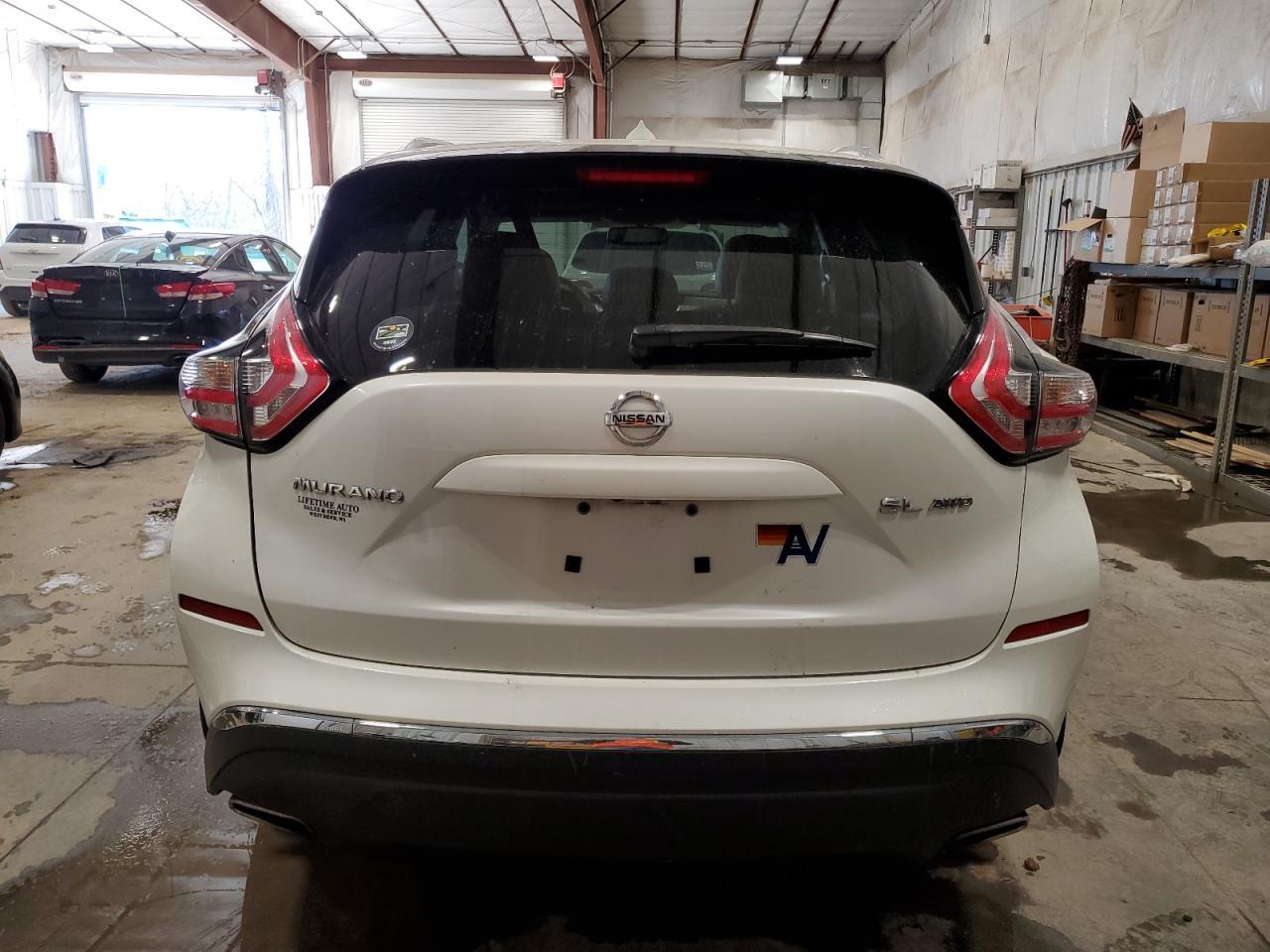 2015 NISSAN MURANO S - Image 6