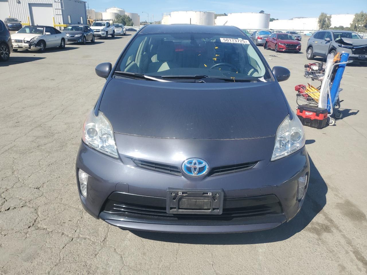 2015 TOYOTA PRIUS - Фото 5