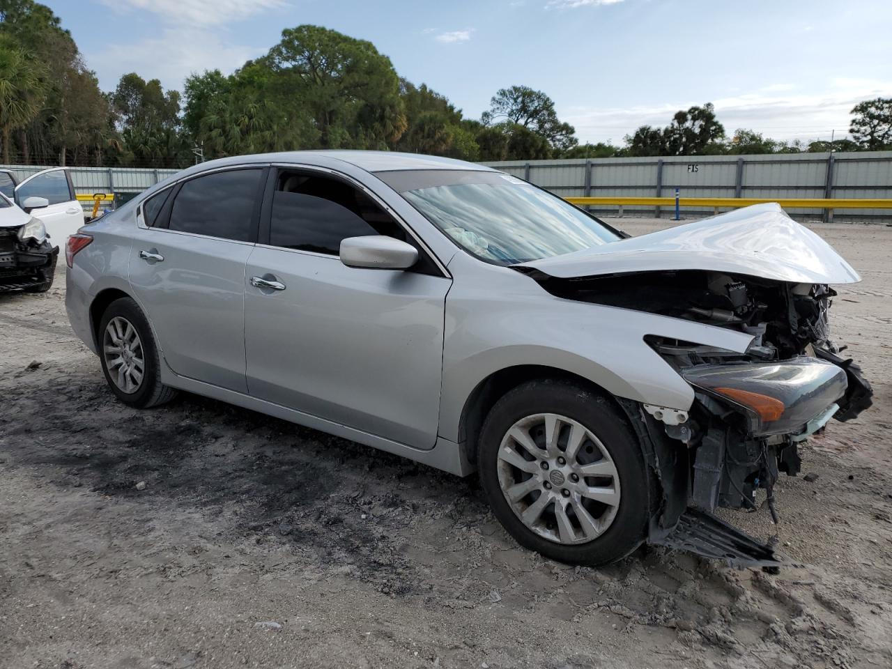 2015 NISSAN ALTIMA 2.5 - Image 4