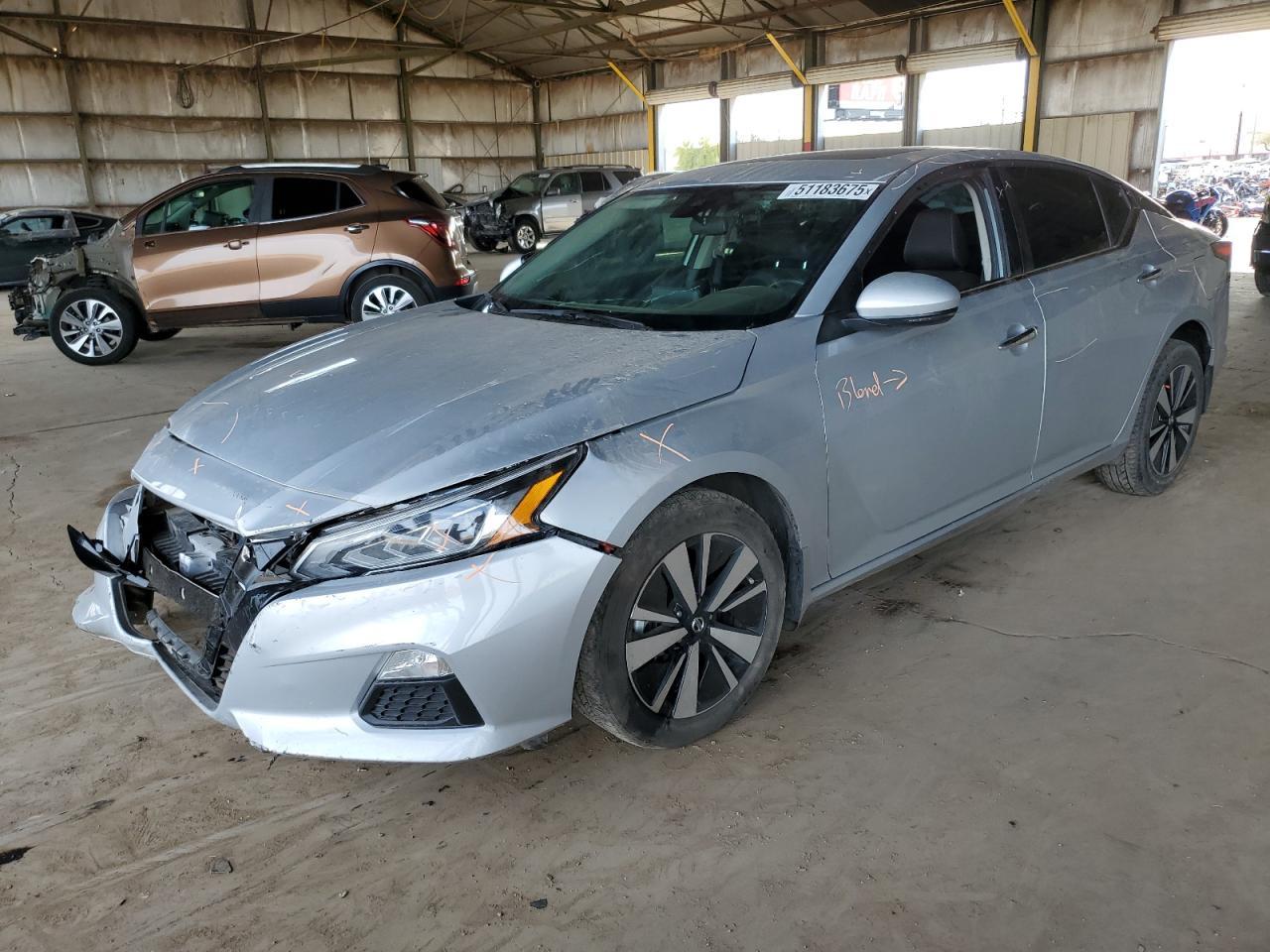 2022 NISSAN ALTIMA SV