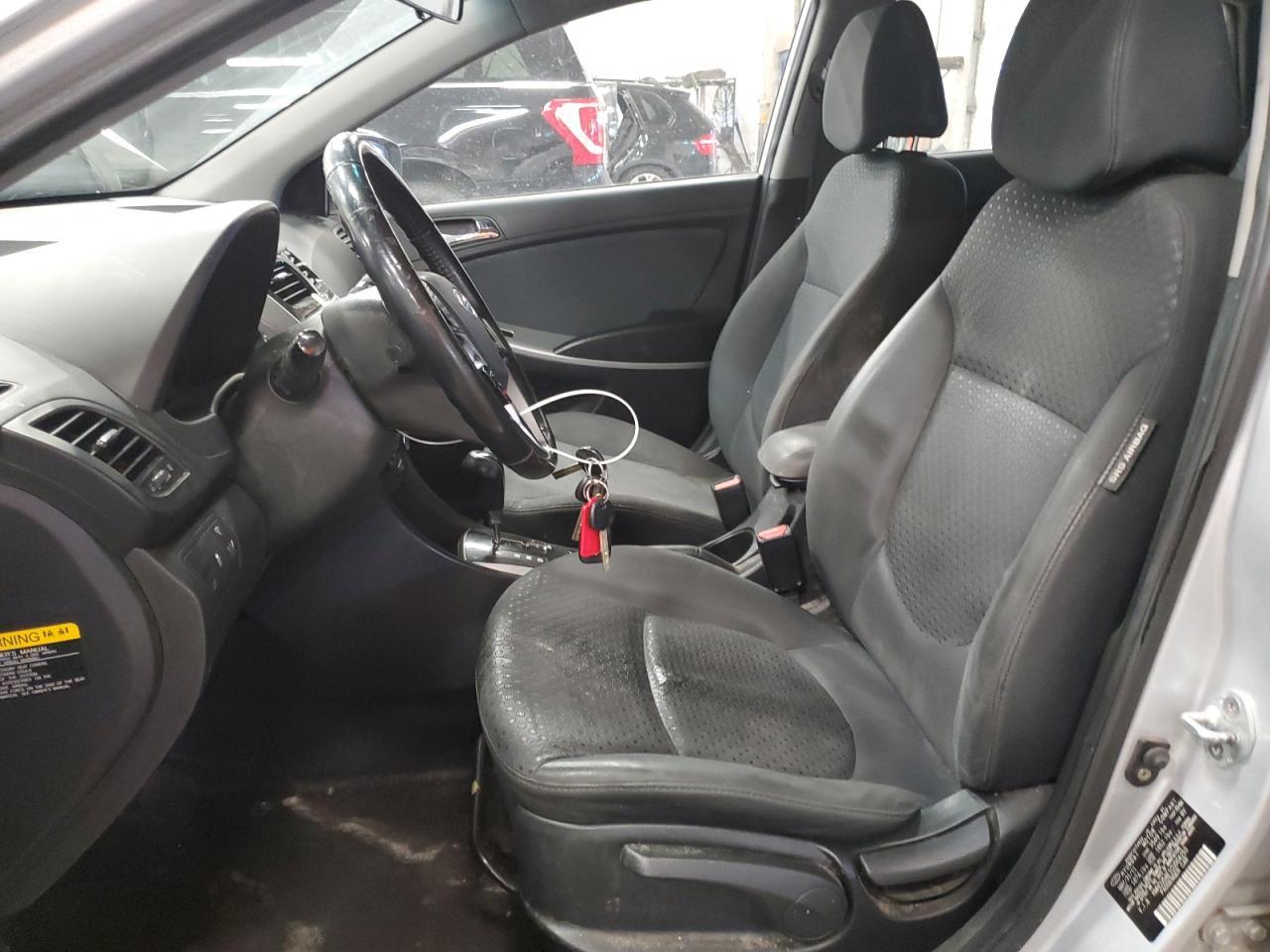 2012 HYUNDAI ACCENT GLS - Image 7