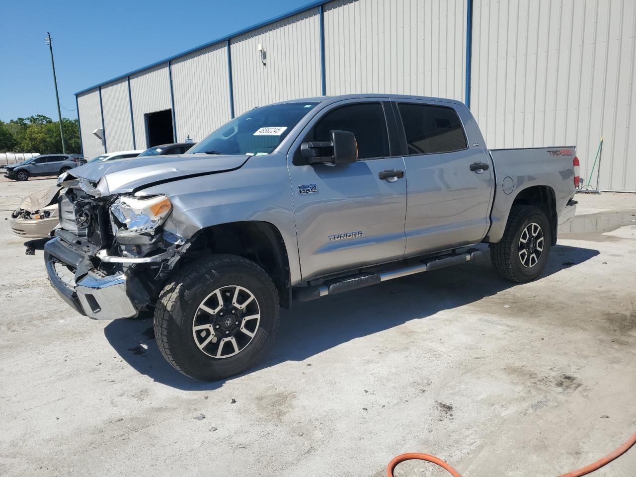 2015 TOYOTA TUNDRA CRE