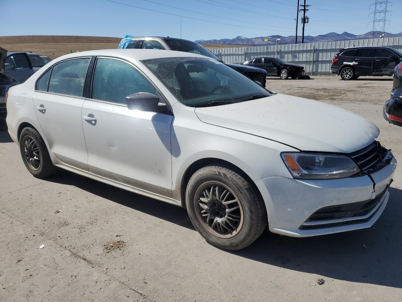 2016 VOLKSWAGEN JETTA S - Image 4