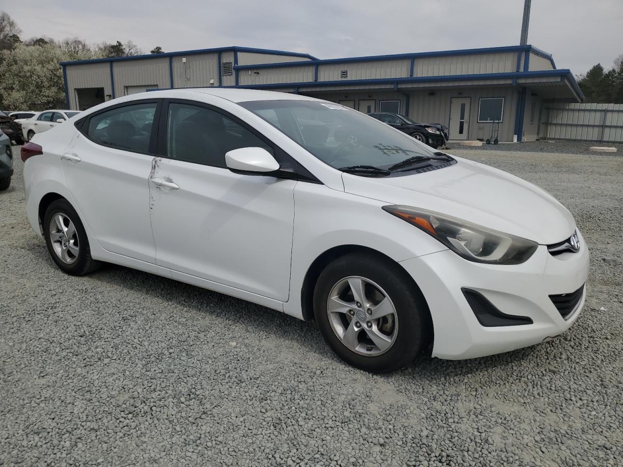 2015 HYUNDAI ELANTRA SE - Image 4