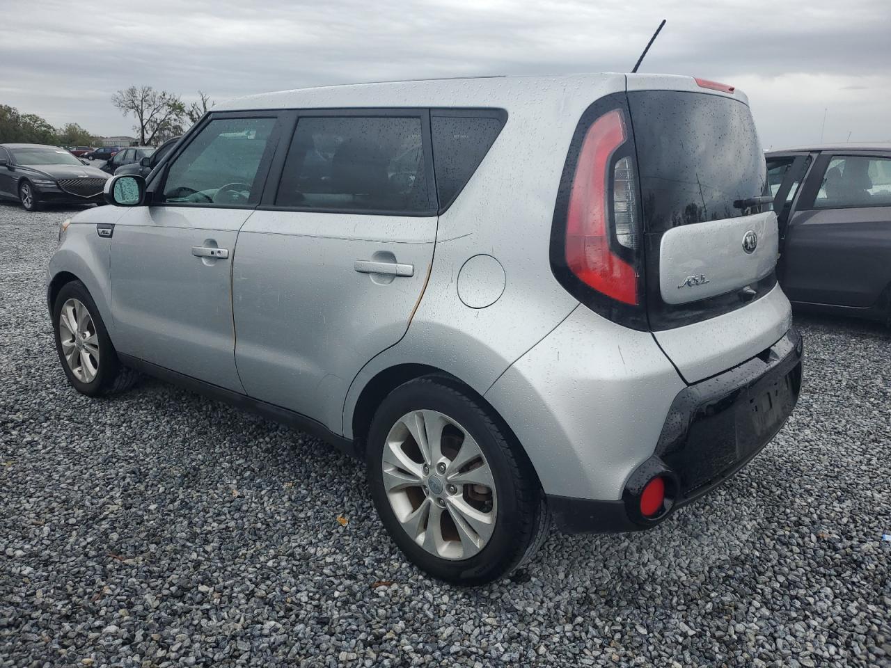 2016 KIA SOUL + - Image 2