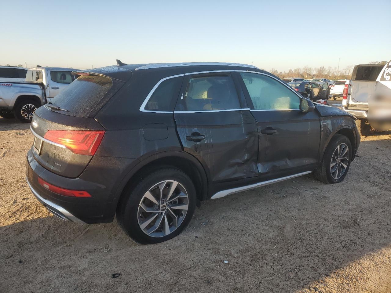 2024 AUDI Q5 PREMIUM - Image 3