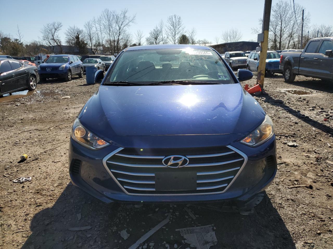 2017 HYUNDAI ELANTRA SE - Image 5