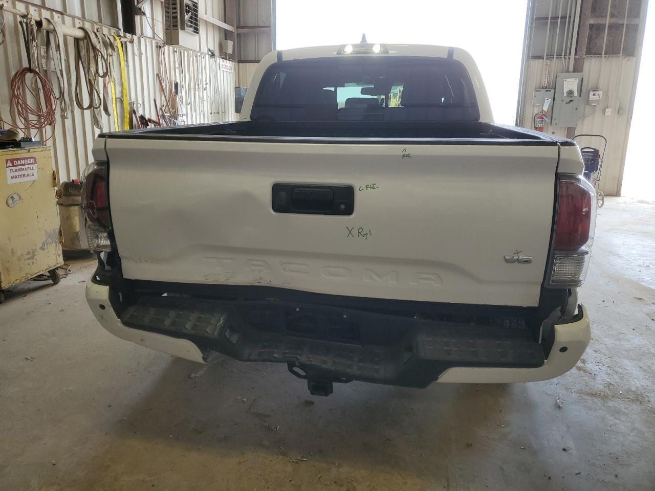 2023 TOYOTA TACOMA DOU - Фото 6