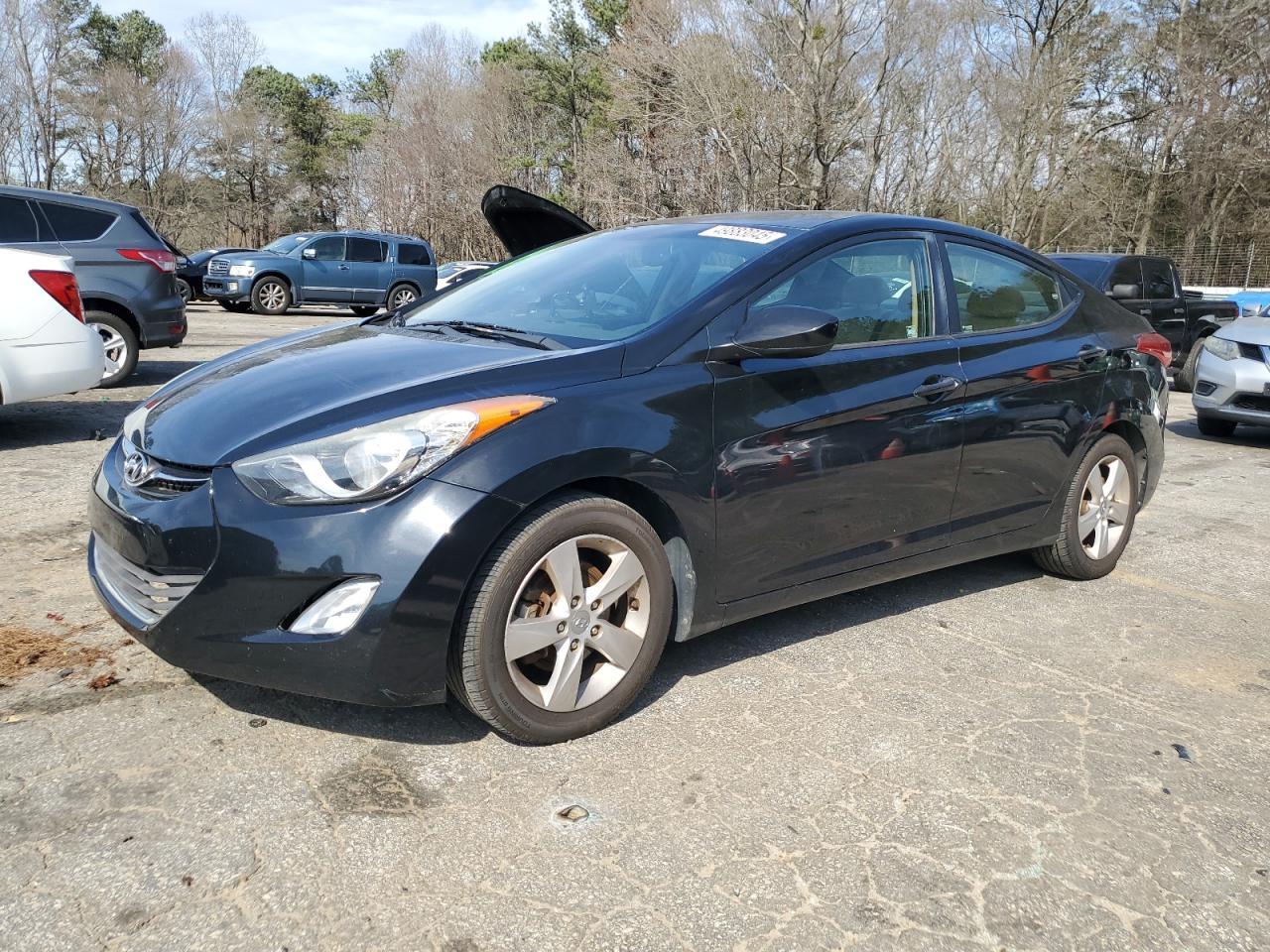 2013 HYUNDAI ELANTRA GL