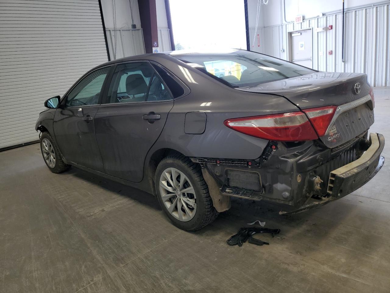 2017 TOYOTA CAMRY LE - Фото 2