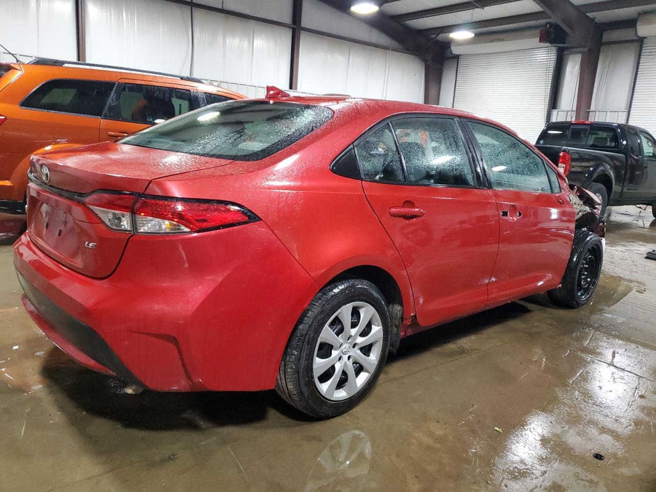 2021 TOYOTA COROLLA LE - Фото 3
