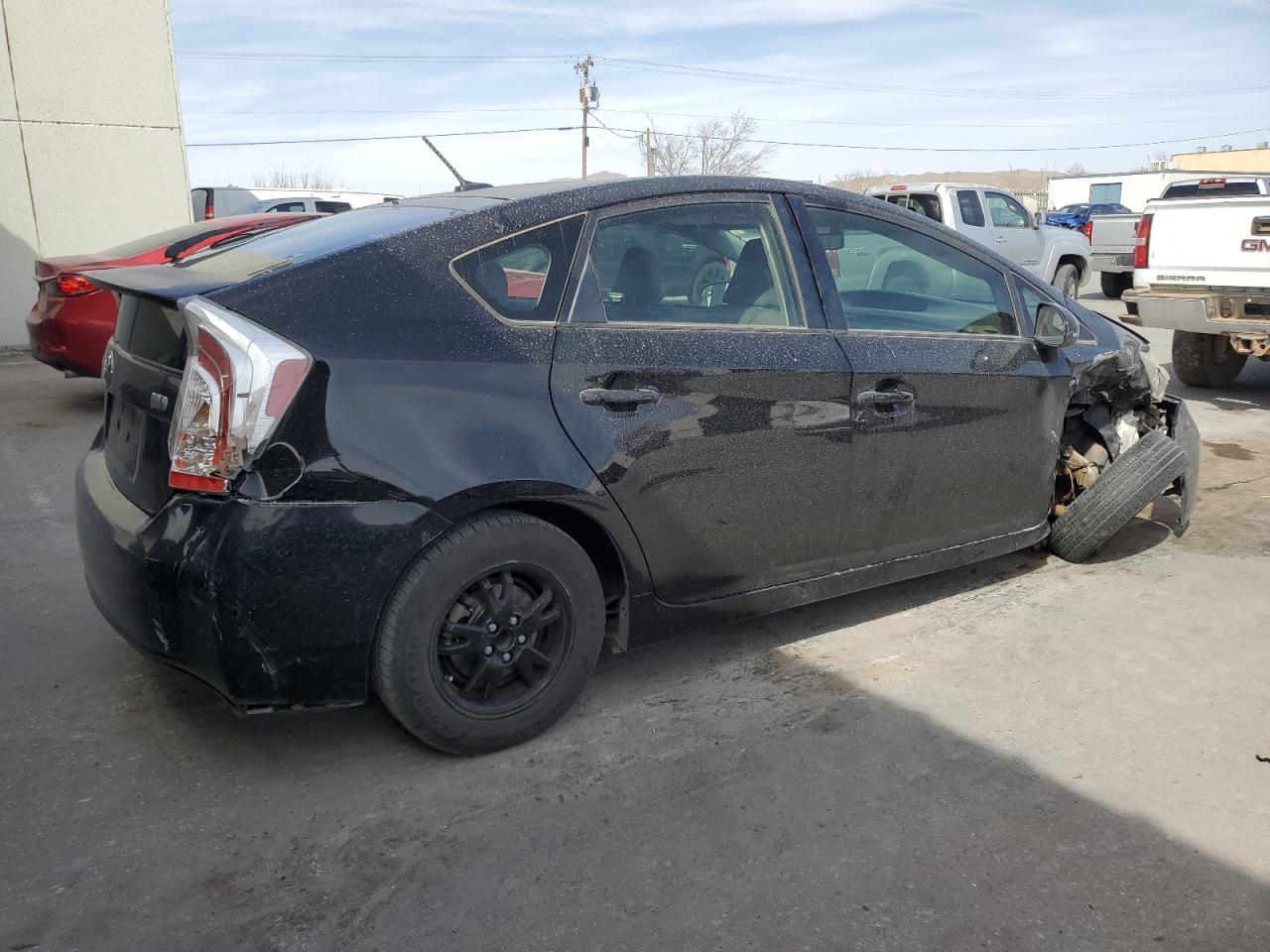 2015 TOYOTA PRIUS - Фото 3