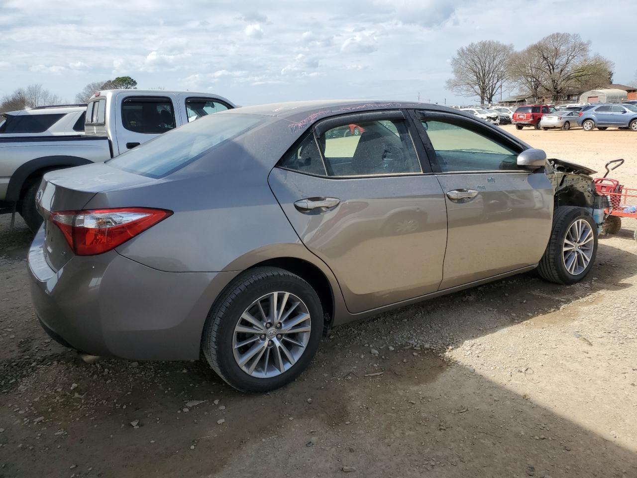 2015 TOYOTA COROLLA L - Image 3