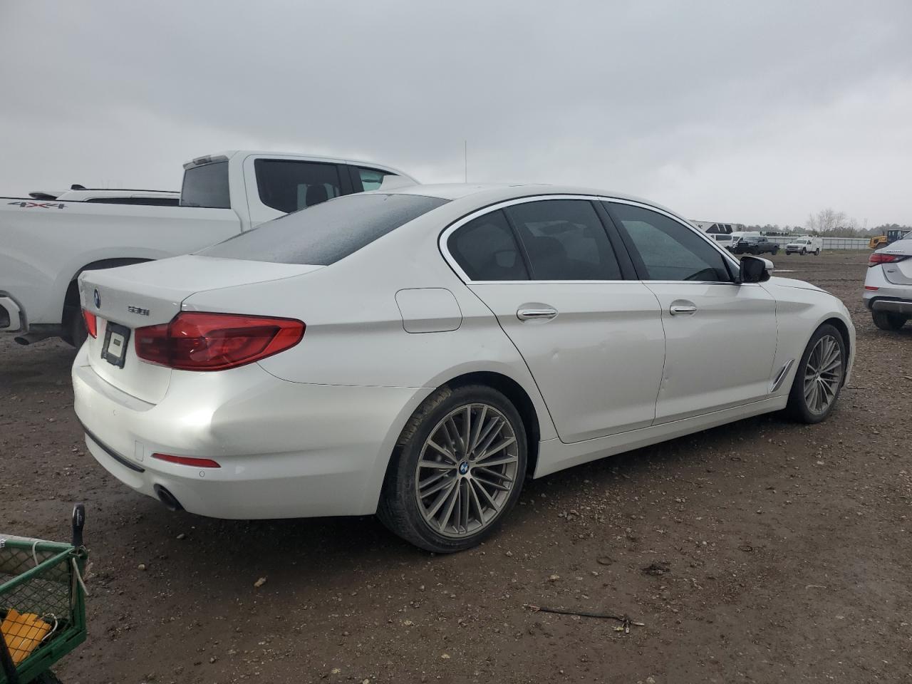 2018 BMW 530 I - Image 3