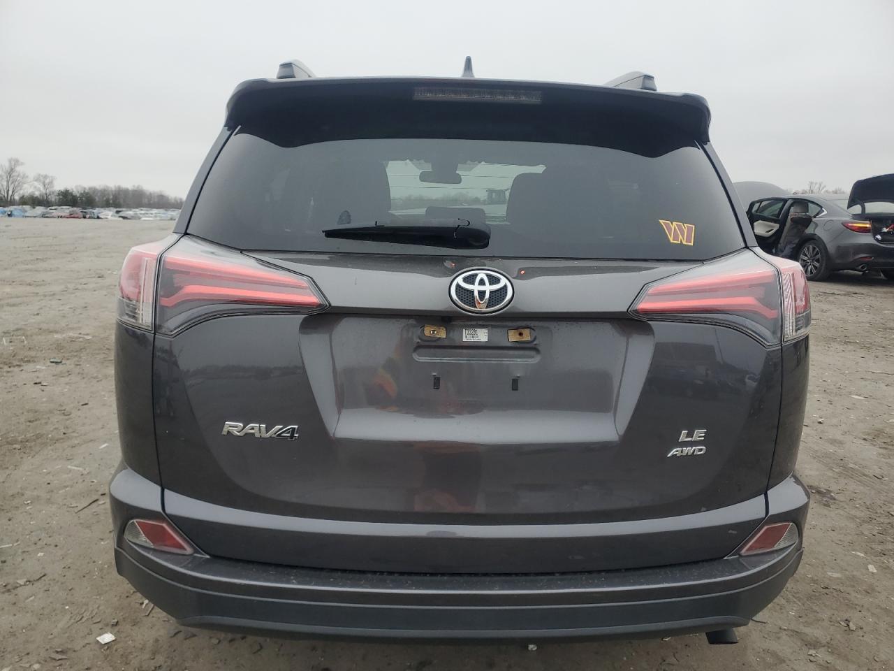 2017 TOYOTA RAV4 LE - Image 6
