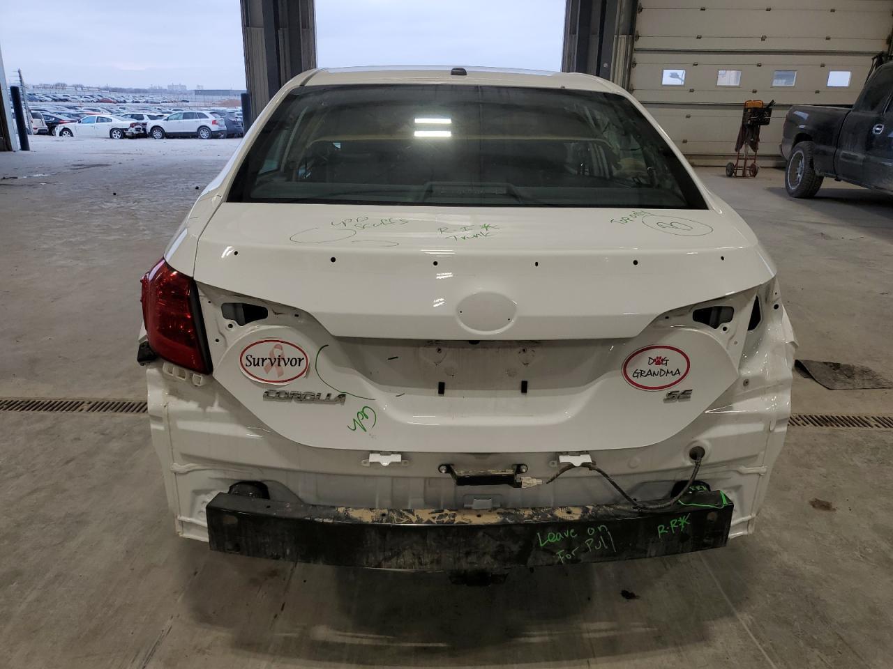 2019 TOYOTA COROLLA L - Image 6
