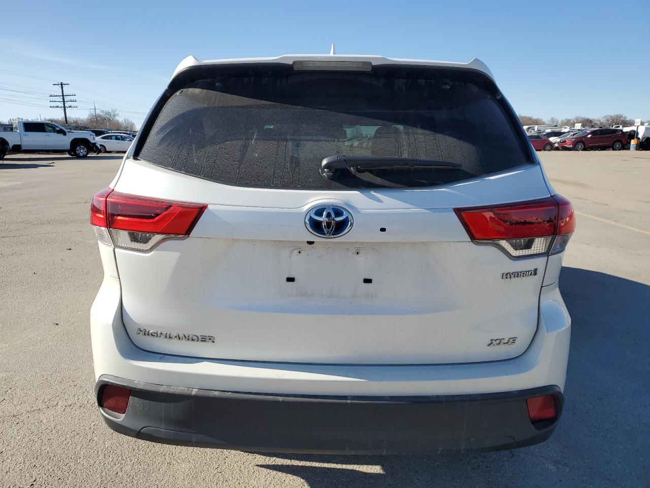 2018 TOYOTA HIGHLANDER - Фото 6