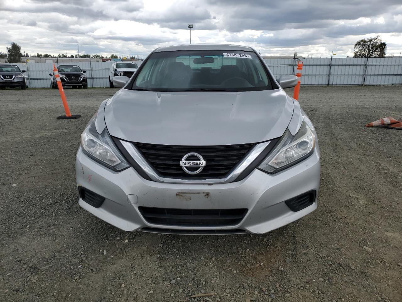 2016 NISSAN ALTIMA 2.5 - Фото 5