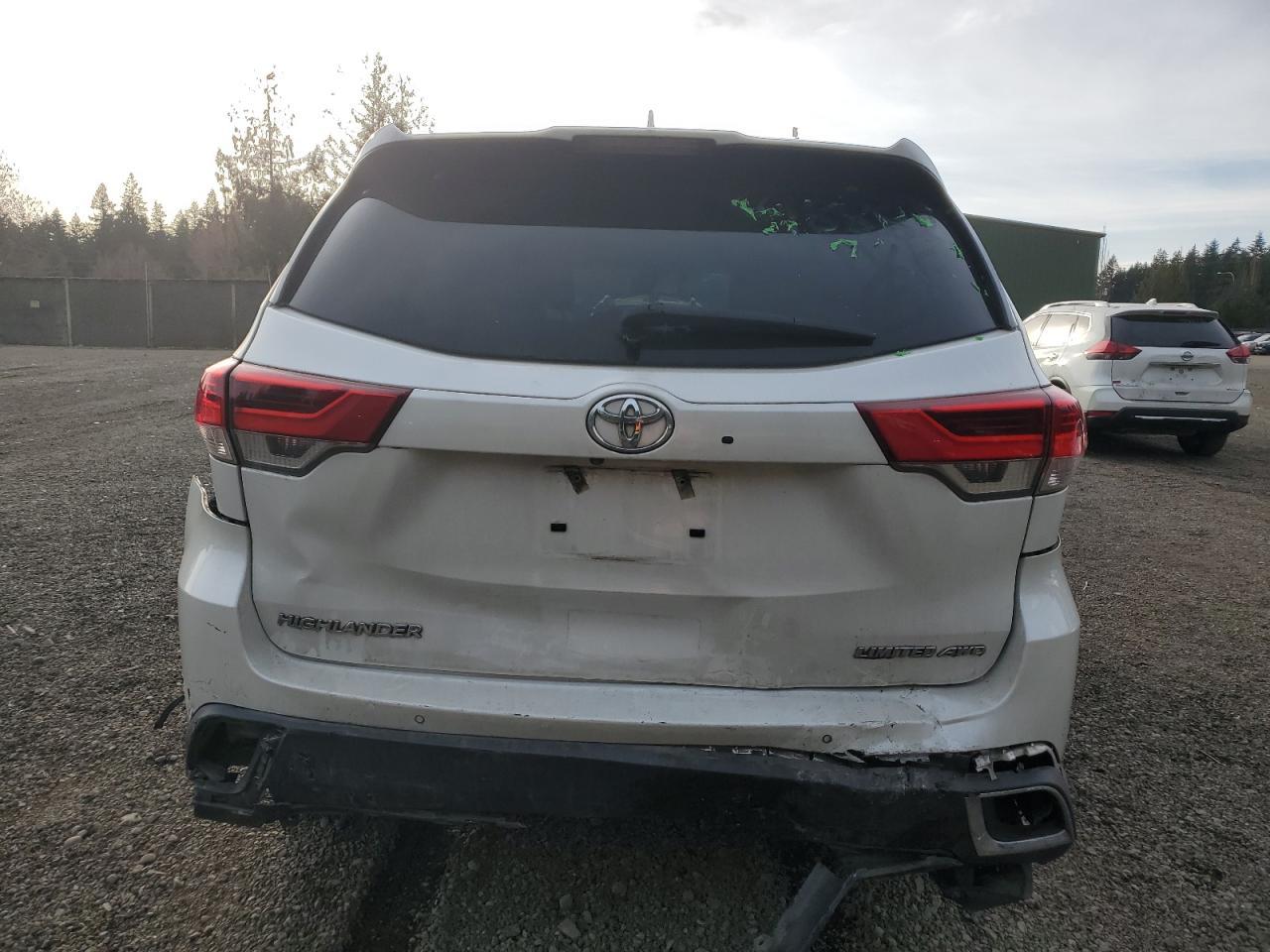 2019 TOYOTA HIGHLANDER - Фото 6