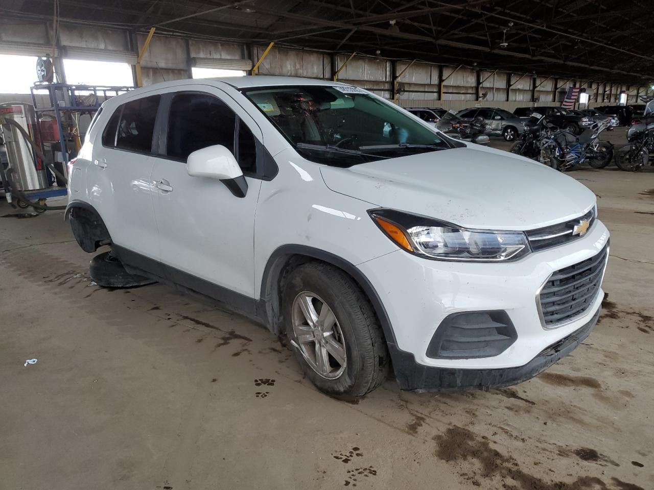 2021 CHEVROLET TRAX LS - Image 4