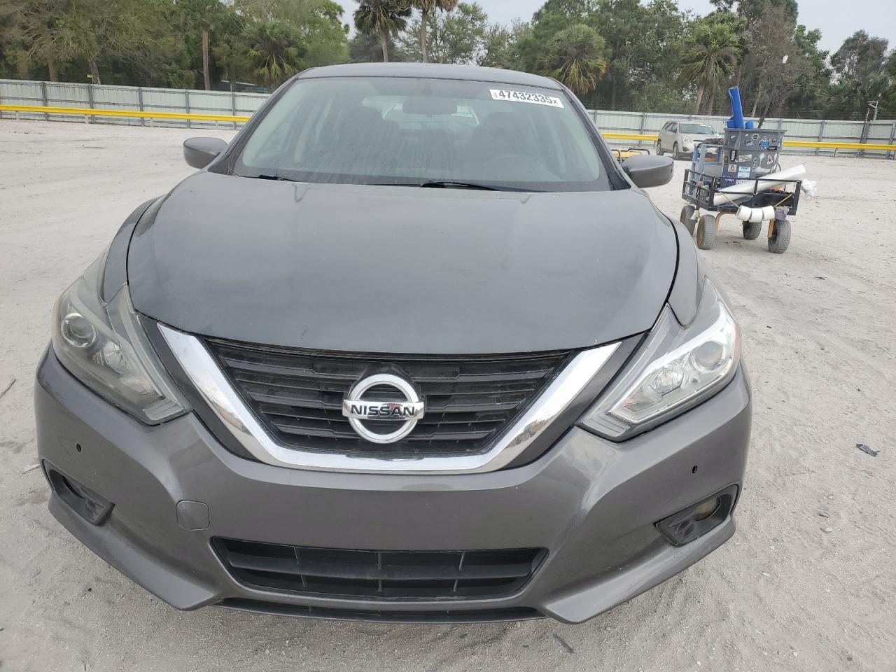 2017 NISSAN ALTIMA 2.5 - Image 5