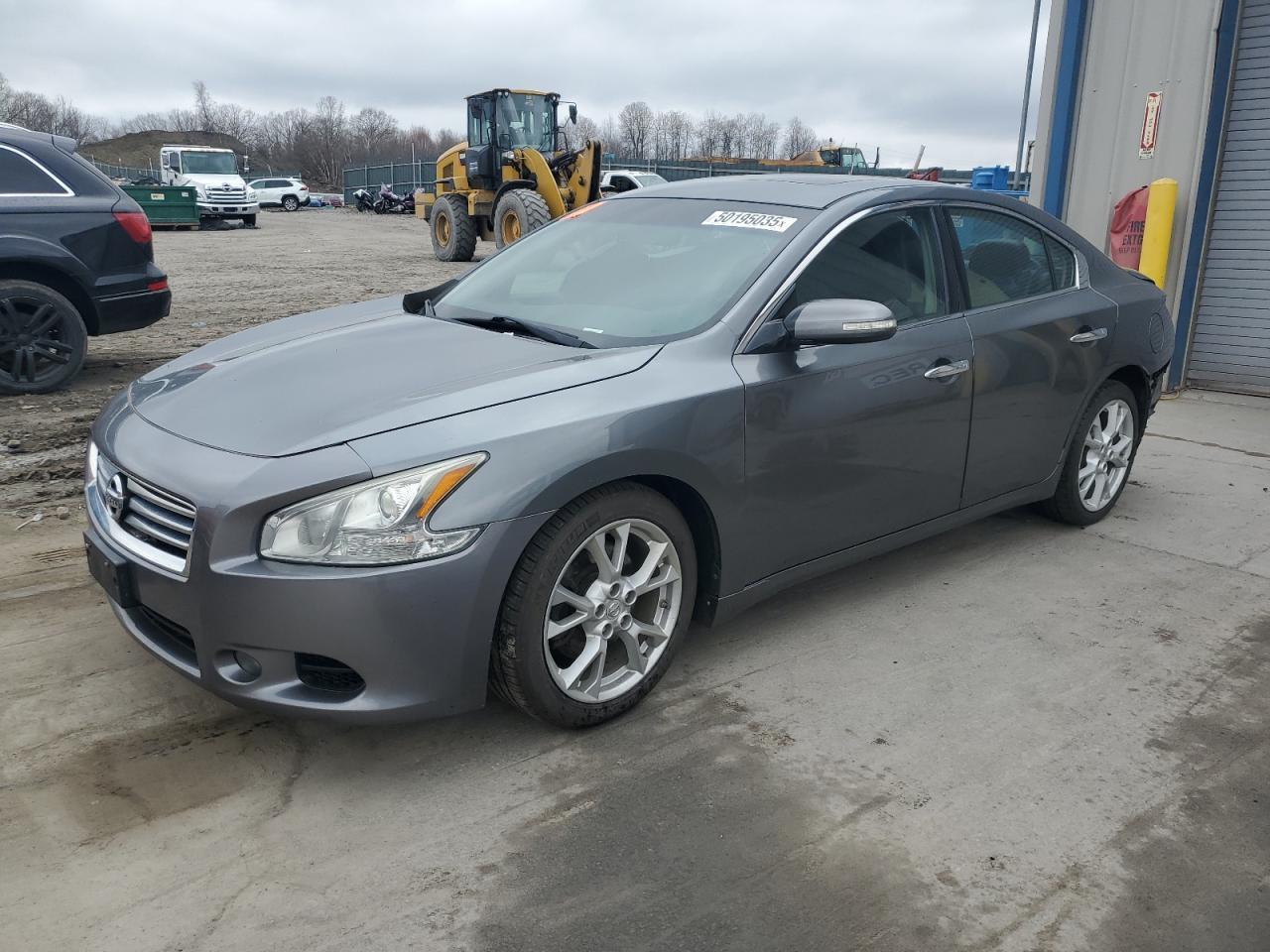 2014 NISSAN MAXIMA S