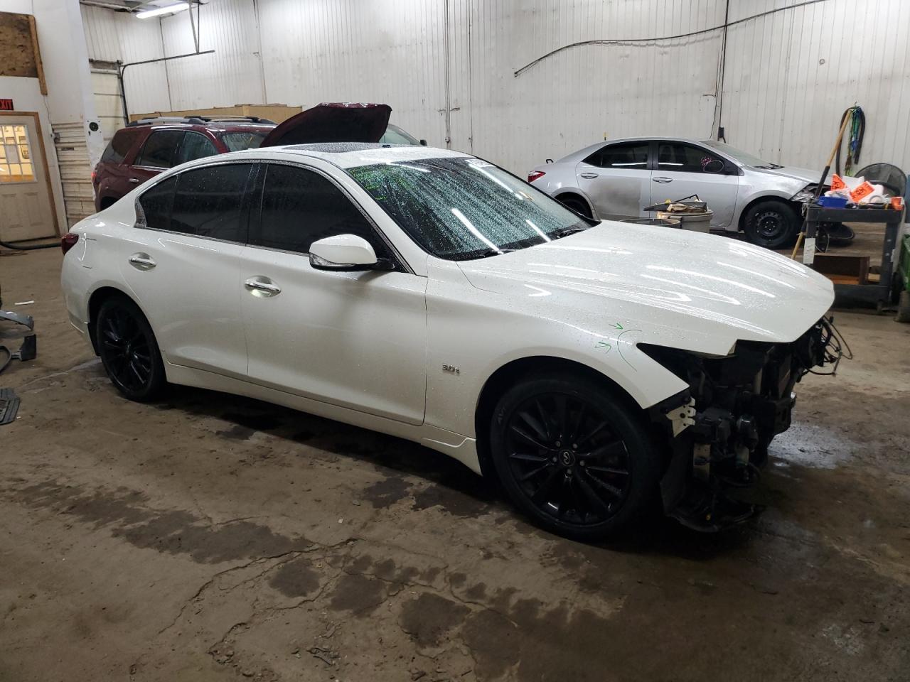 2018 INFINITI Q50 LUXE - Image 4