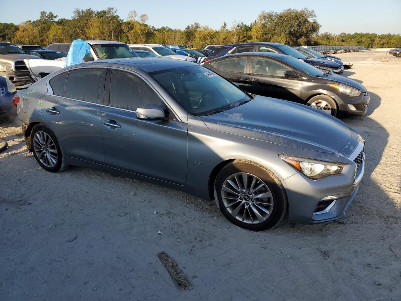 2018 INFINITI Q50 LUXE - Image 4