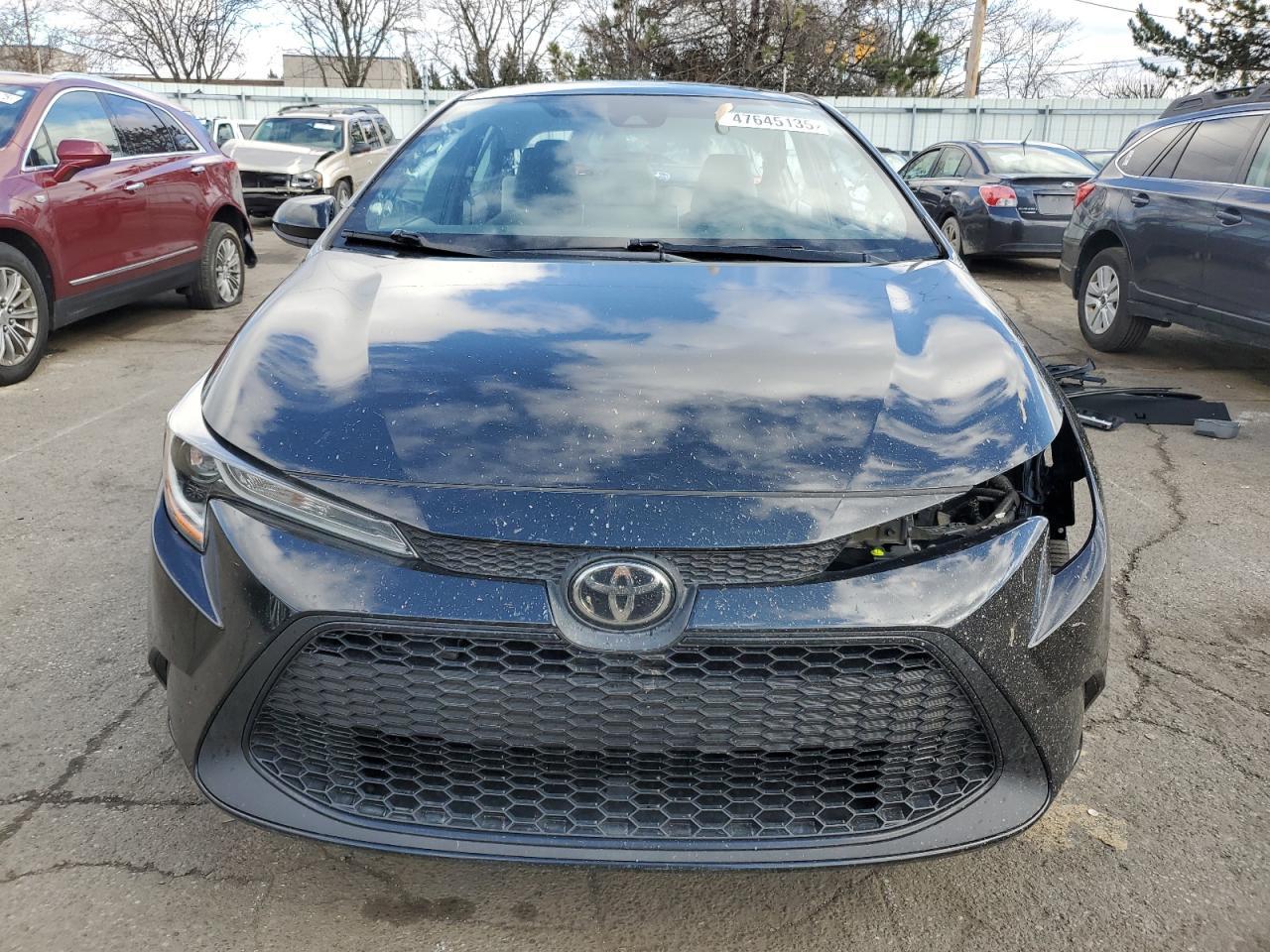 2020 TOYOTA COROLLA LE - Фото 5