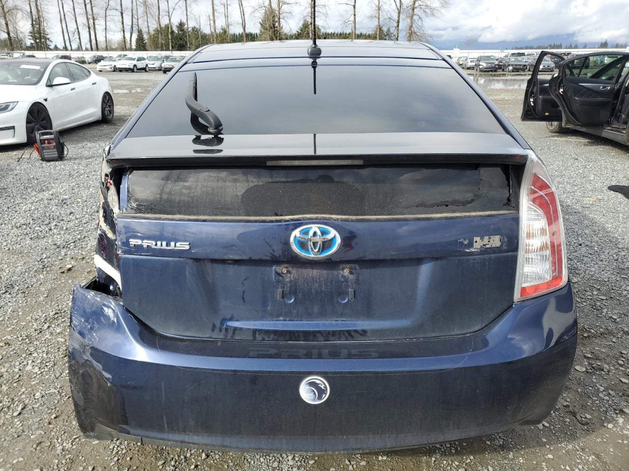 2015 TOYOTA PRIUS - Фото 6