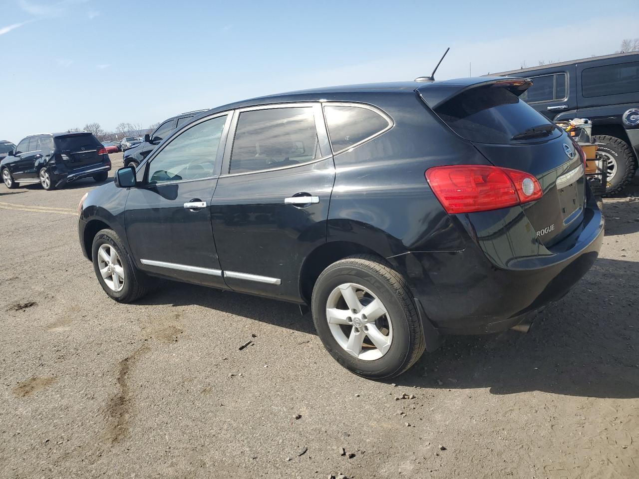 2013 NISSAN ROGUE S - Image 2