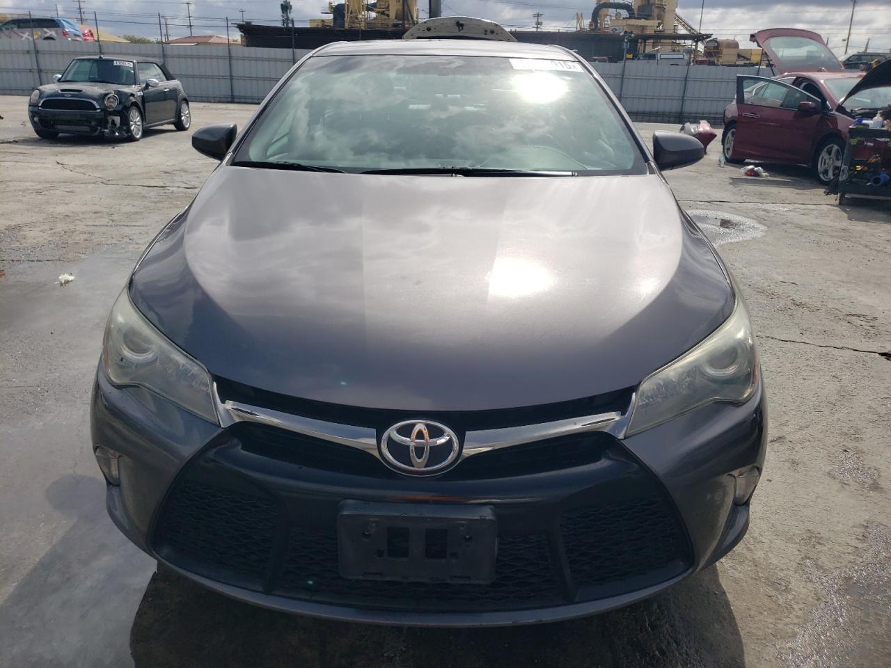 2015 TOYOTA CAMRY LE - Фото 5