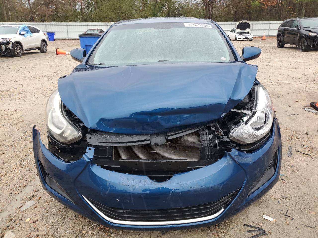 2015 HYUNDAI ELANTRA SE - Image 5