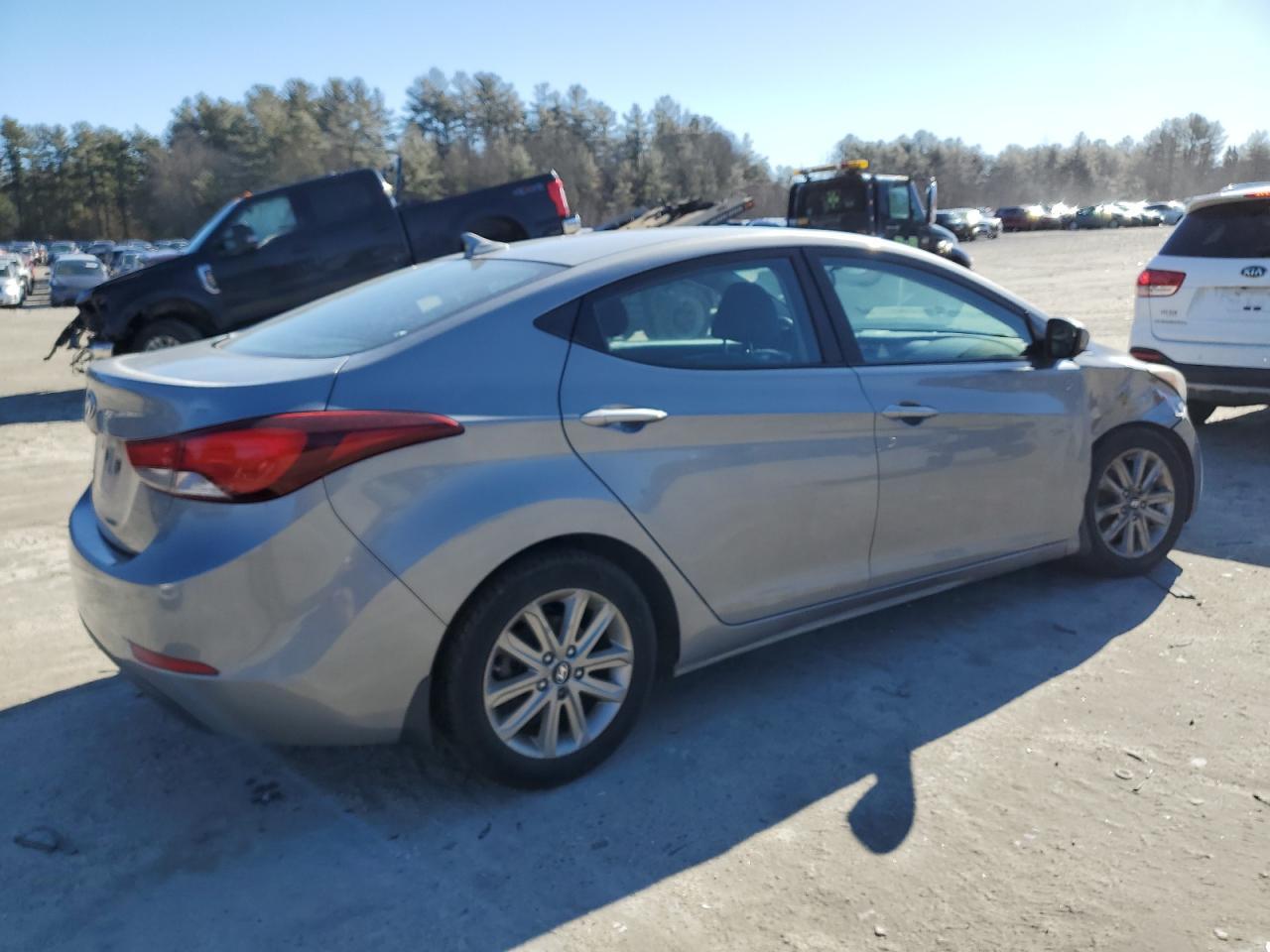 2014 HYUNDAI ELANTRA SE - Image 3