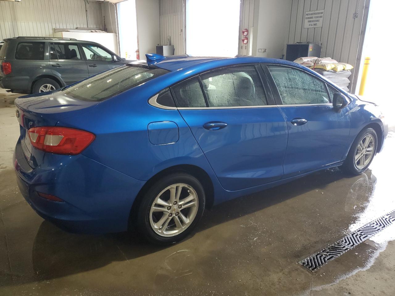 2016 CHEVROLET CRUZE LT - Image 3