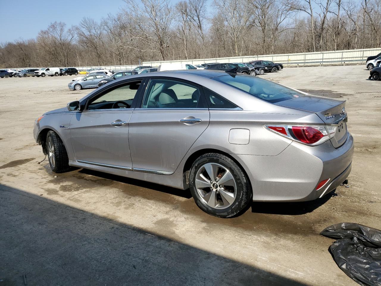 2011 HYUNDAI SONATA HYB - Image 2