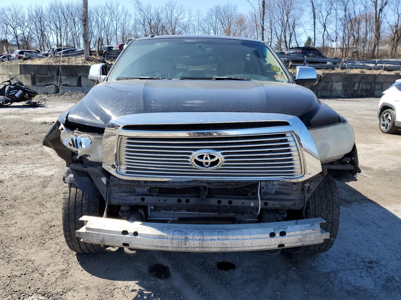2011 TOYOTA TUNDRA CRE - Image 5