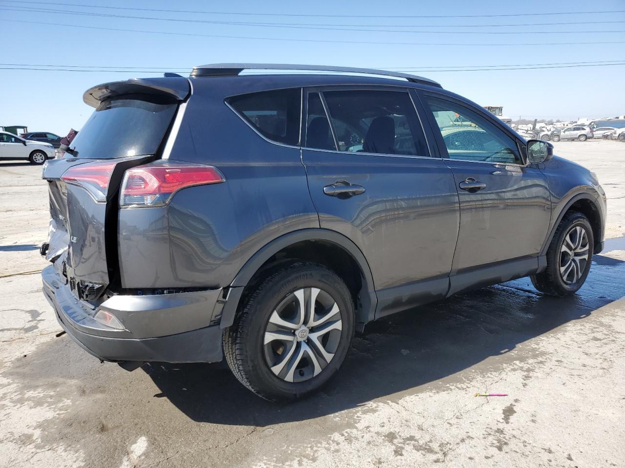 2018 TOYOTA RAV4 LE - Image 3